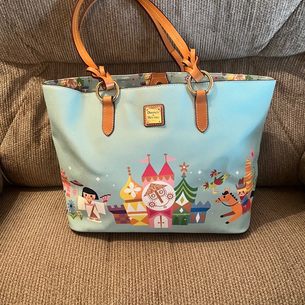 Dooney & Bourke